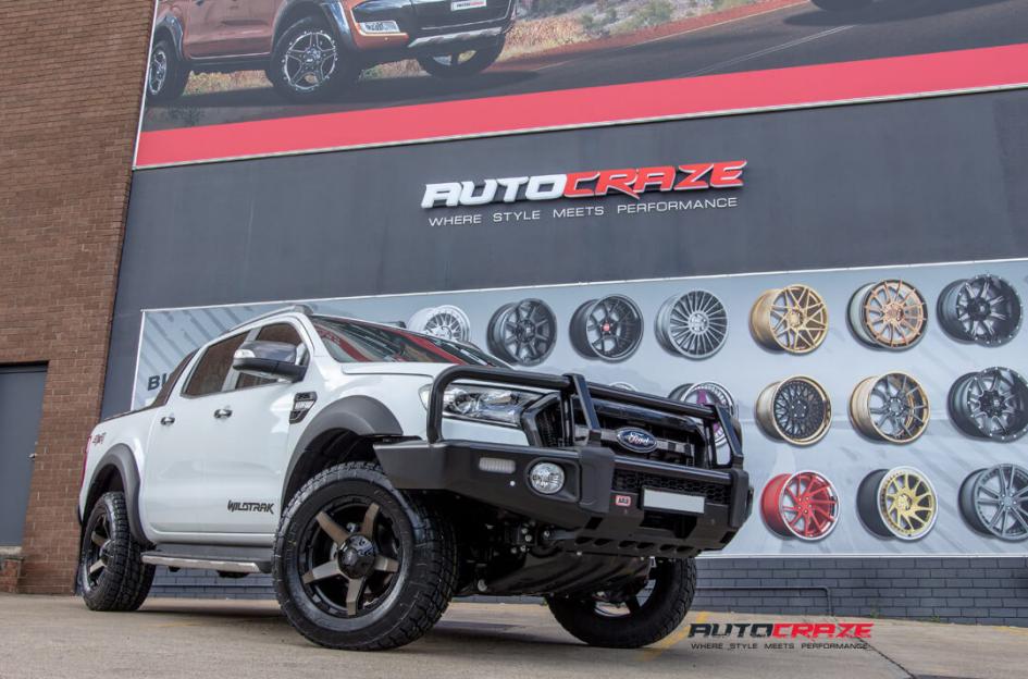 FORD RANGER EXODUS MATTE BLACK TINTED FACE